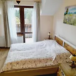 Gosciniec Groblice Resort *
