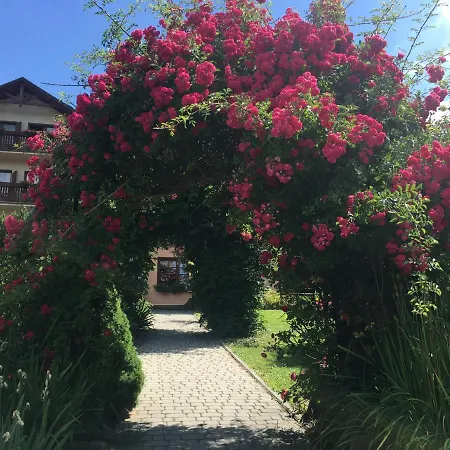 Gosciniec Groblice Resort